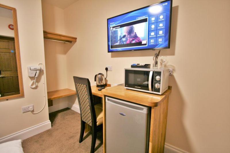 Central Studios Gloucester Place By Roomsbooked Cheltenham Exteriér fotografie
