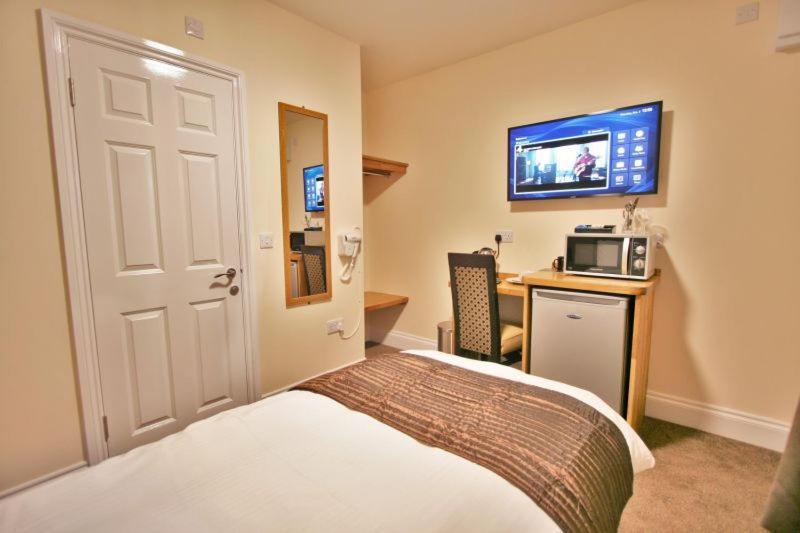 Central Studios Gloucester Place By Roomsbooked Cheltenham Exteriér fotografie