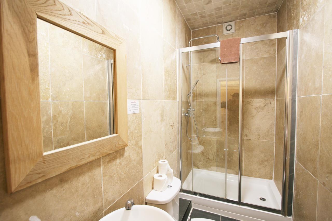 Central Studios Gloucester Place By Roomsbooked Cheltenham Exteriér fotografie